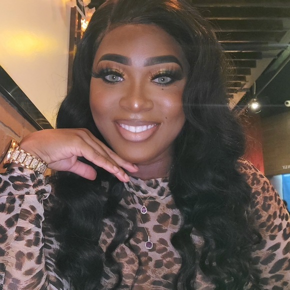 Meet your Posher, Sherieka - Picture 4 of 7